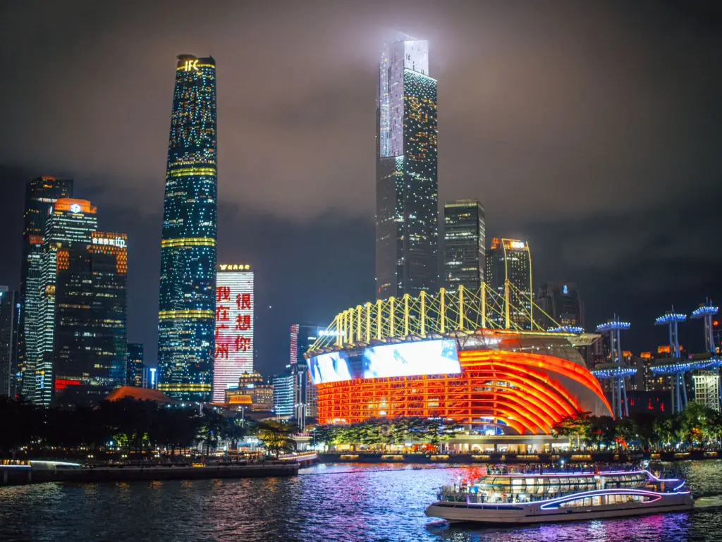供应链金融系统软件光盘部署模式下风控引擎的本地化实践分析