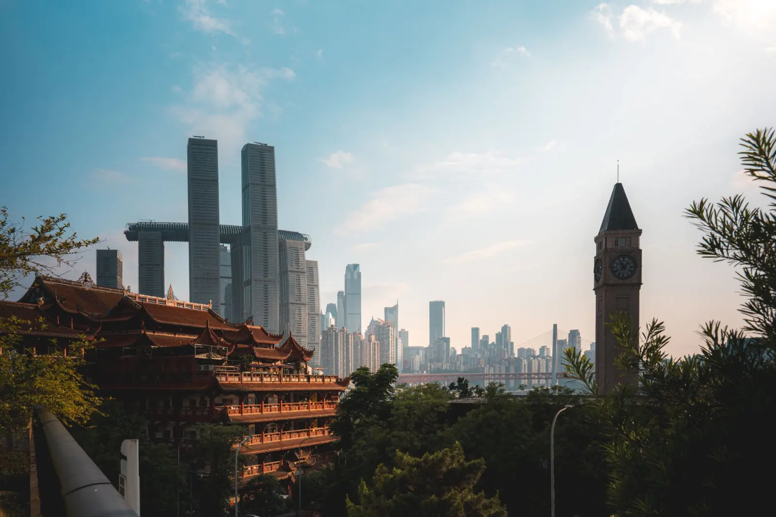 供应链金融系统软件选型指南：保理软件与风控引擎的功能对比分析